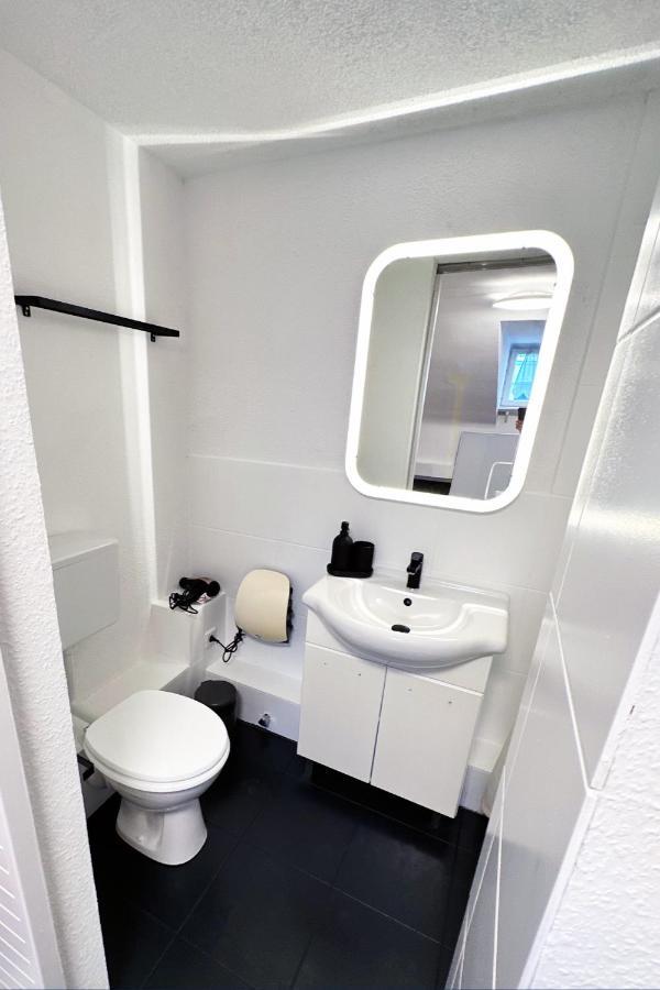 City-Apartment In Krefeld - Beuys Apartments - Крефелд Екстериор снимка